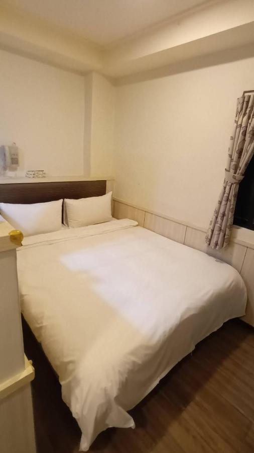 Galaxy Mini Inn Taipei Luaran gambar