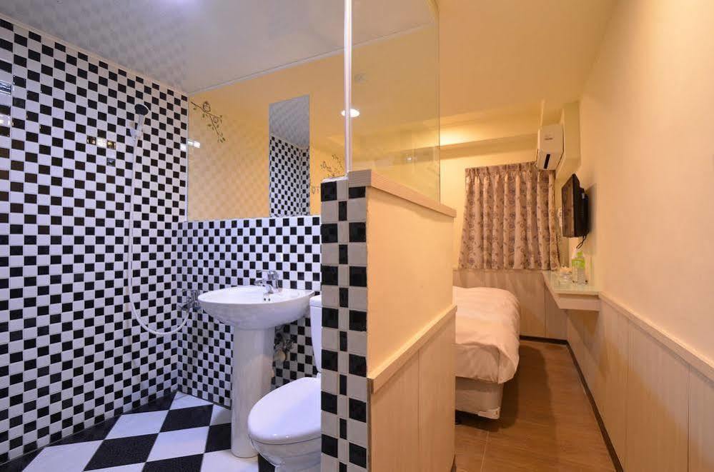Galaxy Mini Inn Taipei Luaran gambar