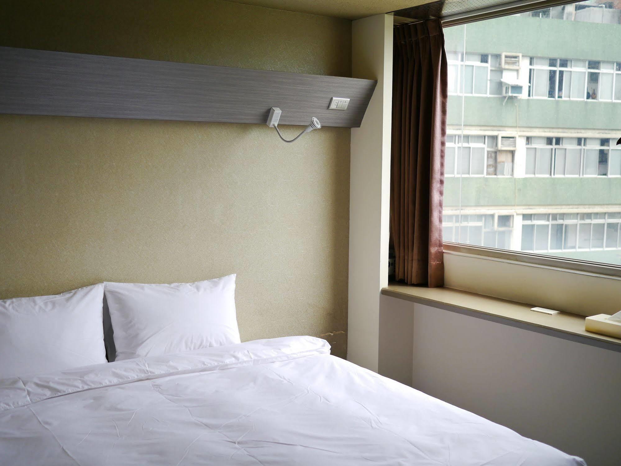 Galaxy Mini Inn Taipei Luaran gambar