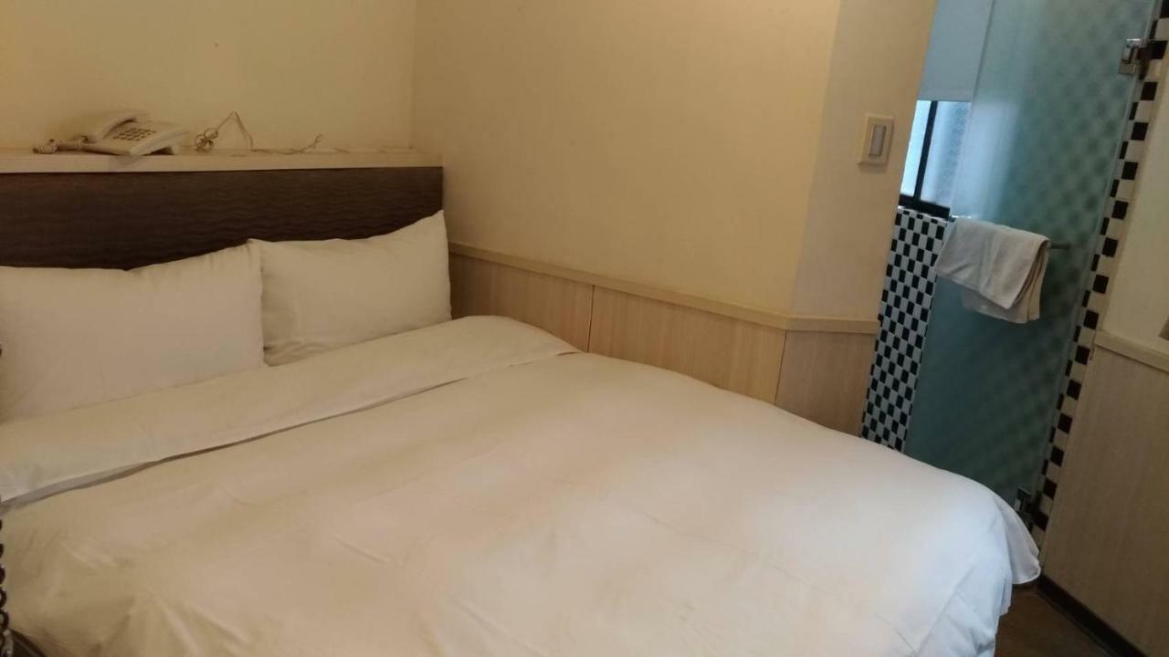 Galaxy Mini Inn Taipei Luaran gambar